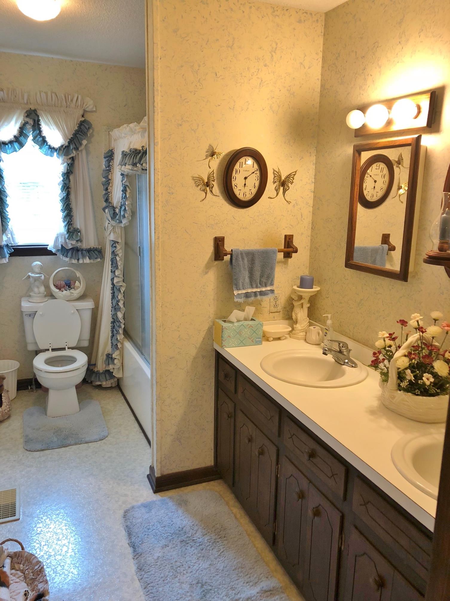 739 Spring Valley Road McMinnville, TN 37110 - Photo 13 of 23 Gallery Image 13