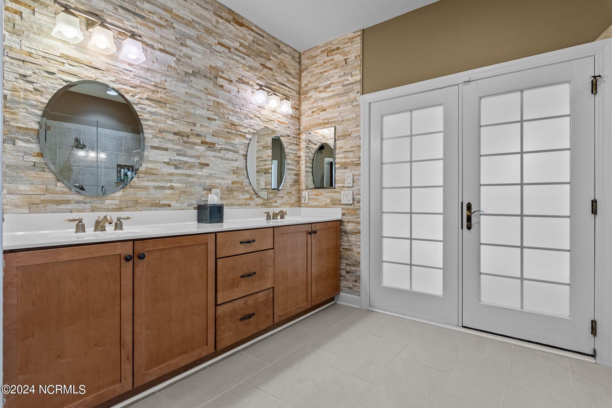 45 Oak Meadow Road Pinehurst, NC 28374 - Photo 19 of 68 Primary Bath