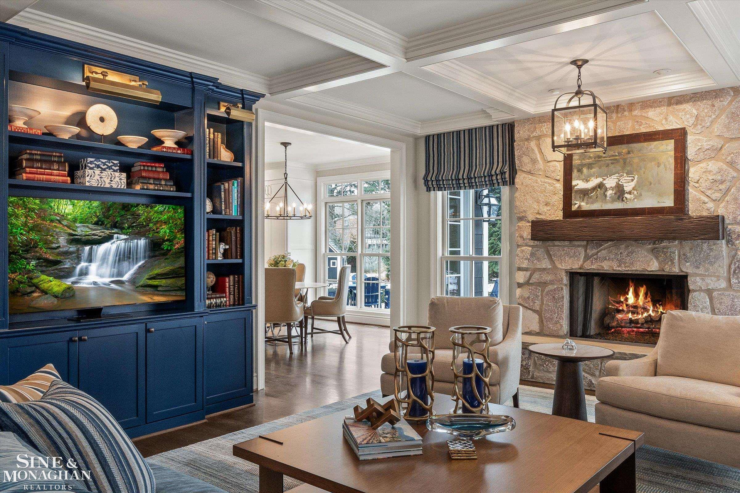 223 Cloverly Road Grosse Pointe, MI 48236 - Photo 16 of 64 Family Room