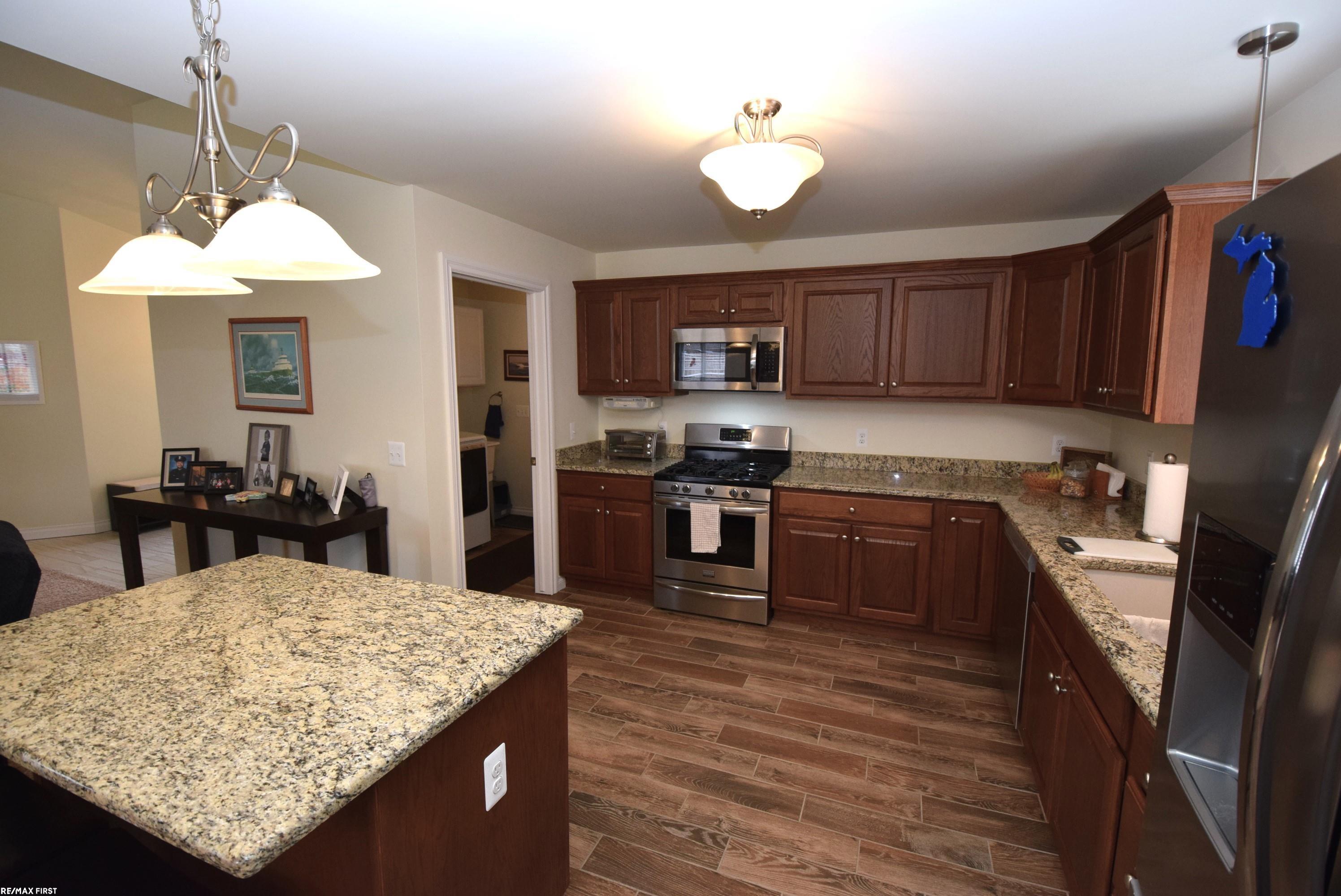 9541 Amy Road Algonac, MI 48001 - Photo 20 of 37