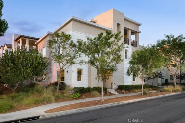 $2,198,888 | 107 Spiral, Irvine, CA 92618