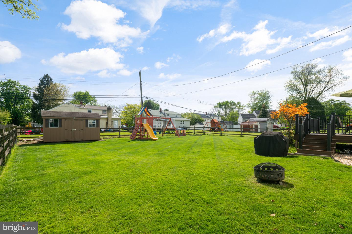 1032 Windsor Road Warminster, PA 18974 - Photo 4 of 26