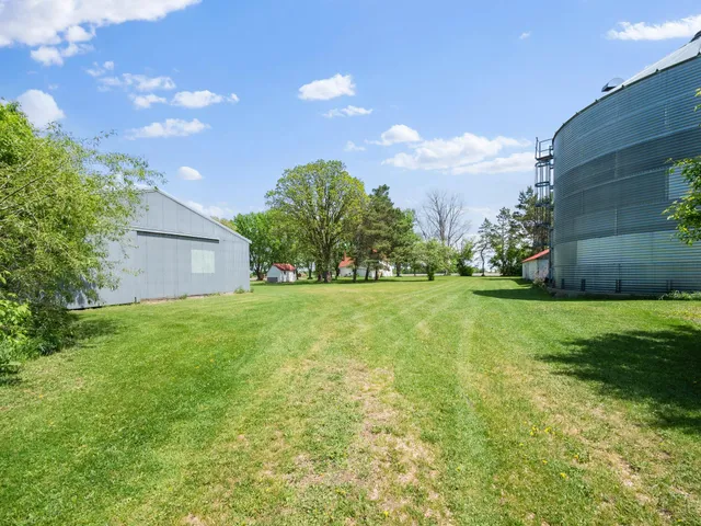 $595,000 | 8418 Highway 29, Alexandria, MN 56308