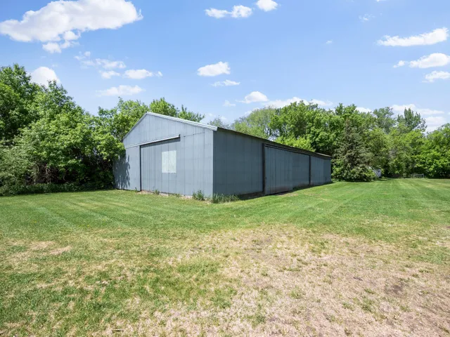 $595,000 | 8418 Highway 29, Alexandria, MN 56308