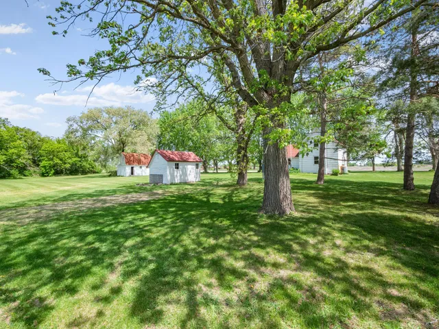 $595,000 | 8418 Highway 29, Alexandria, MN 56308