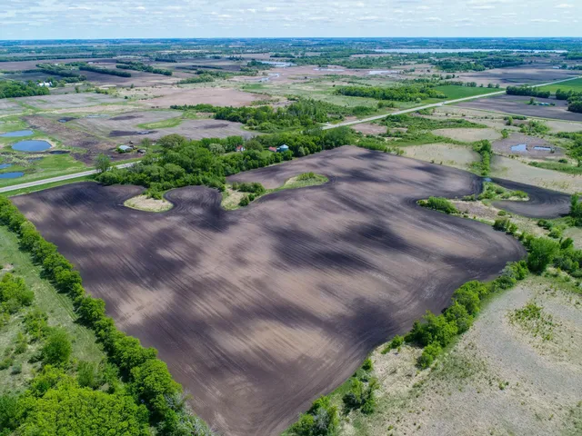 $595,000 | 8418 Highway 29, Alexandria, MN 56308