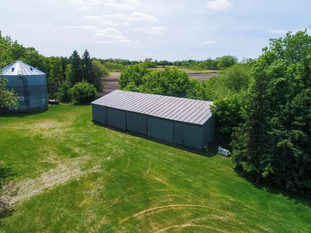 $595,000 | 8418 Highway 29, Alexandria, MN 56308