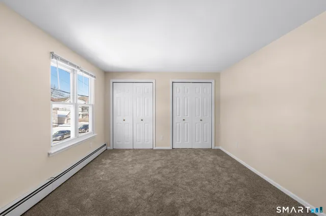 $1,900 | 35 Woodlawn Avenue, Ansonia, CT 06401