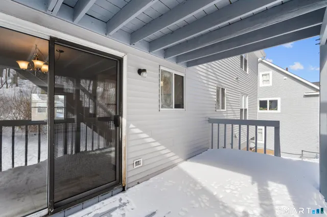 $1,900 | 35 Woodlawn Avenue, Ansonia, CT 06401