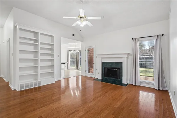 $369,900 | 153 Irby Glade Cove, Collierville, TN 38017