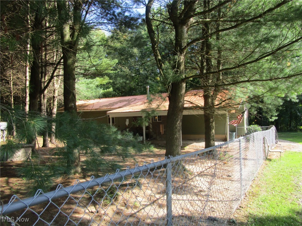 584 Dodgeville Road Rome, OH 44085 - Photo 6 of 50