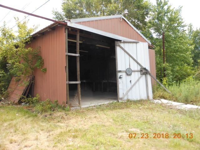 1044 South Yankeetown Road Boonville, IN 47601 - Photo 13 of 14 Gallery Image 13