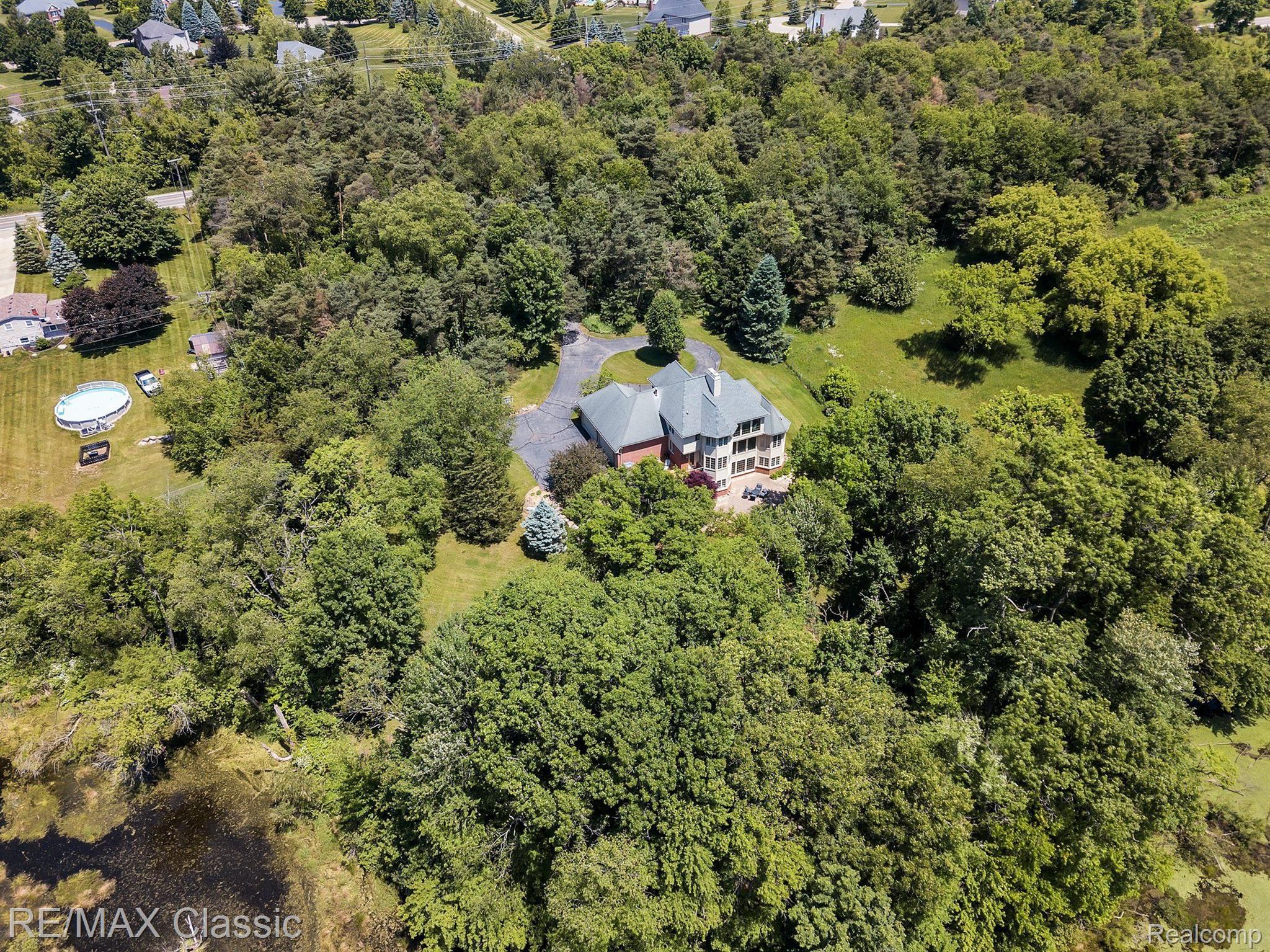 2583 West Commerce Road Milford, MI 48380 - Photo 39 of 46 Gallery Image 39