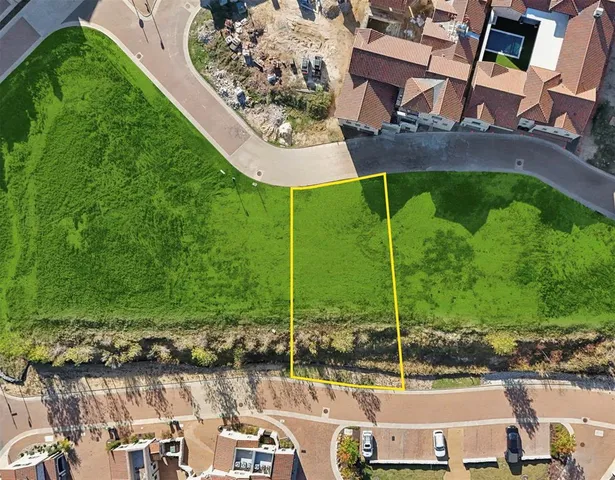 $550,000 | 8 Castellon Drive, Westlake, TX 76262