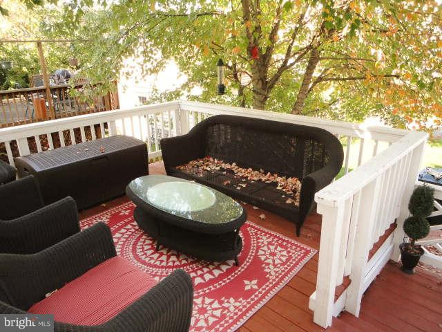 43396 Edgewater Street Chantilly, VA 20152 - Photo 15 of 16 a view of balcony with furniture