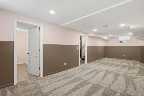 $325,000 | 1108 Oakdale Avenue, West St. Paul, MN 55118
