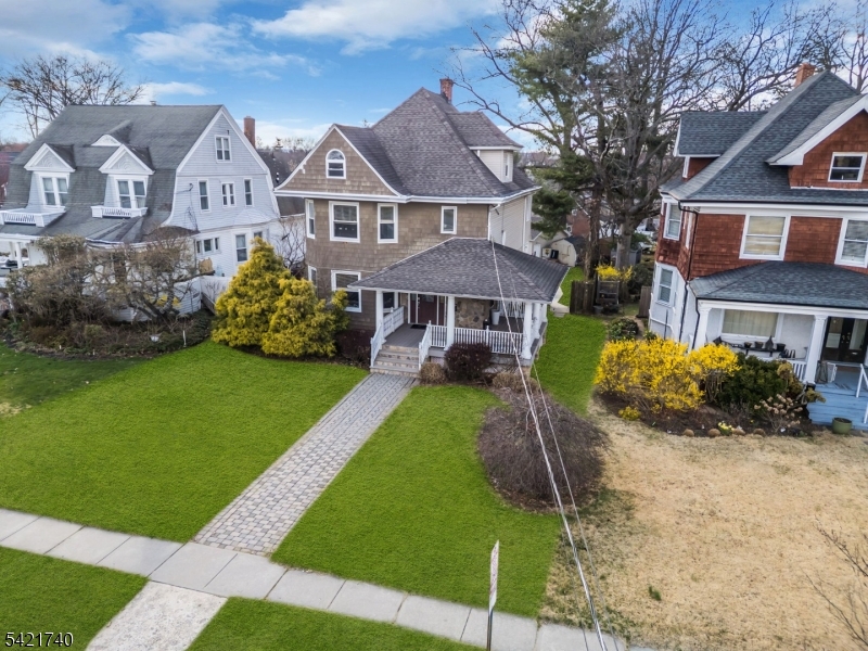 467 Summit Avenue Hackensack, NJ 07601 - Photo 3 of 46