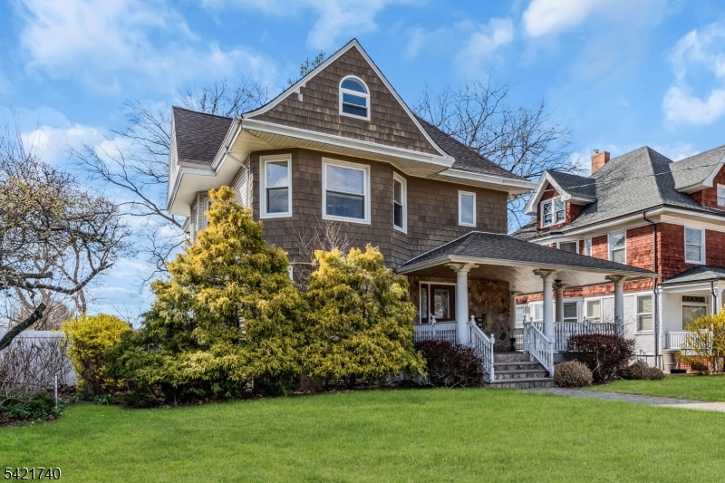 467 Summit Avenue Hackensack, NJ 07601 - Photo 4 of 46