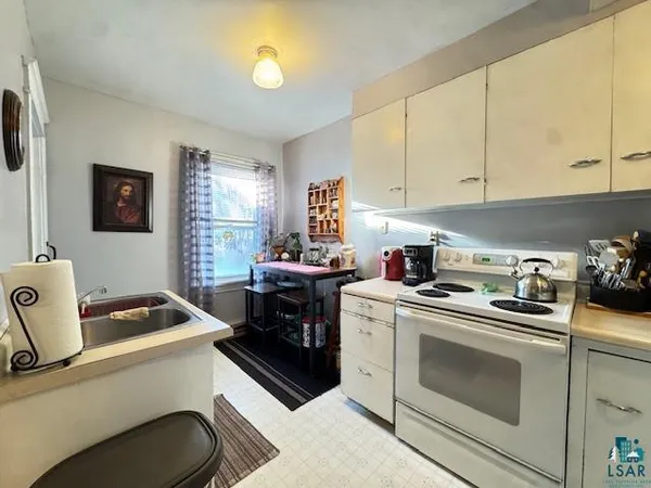 $199,900 | 1215 103rd Avenue West, Duluth, MN 55808