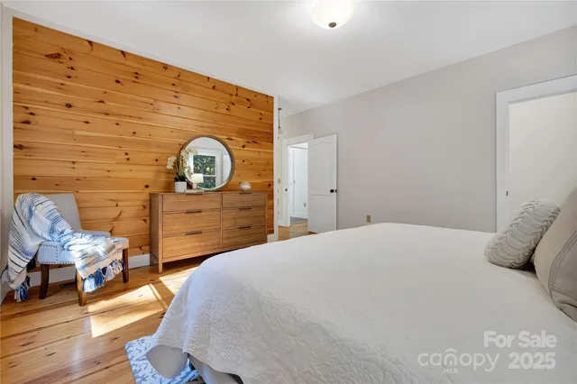 $750,000 | 224 Corsica Lane, Saluda, NC 28773