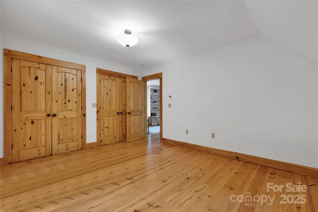 $750,000 | 224 Corsica Lane, Saluda, NC 28773