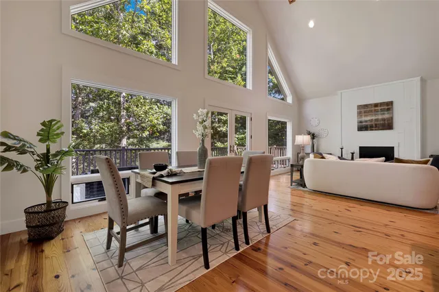 $750,000 | 224 Corsica Lane, Saluda, NC 28773