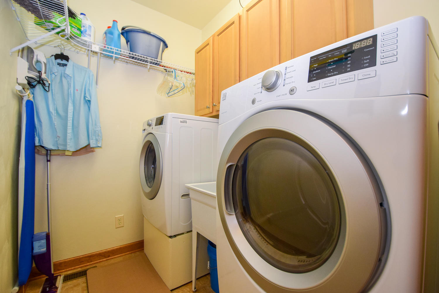 213 W Road Blue Ridge, VA 24064 - Photo 14 of 51 a utility room with dryer and washer