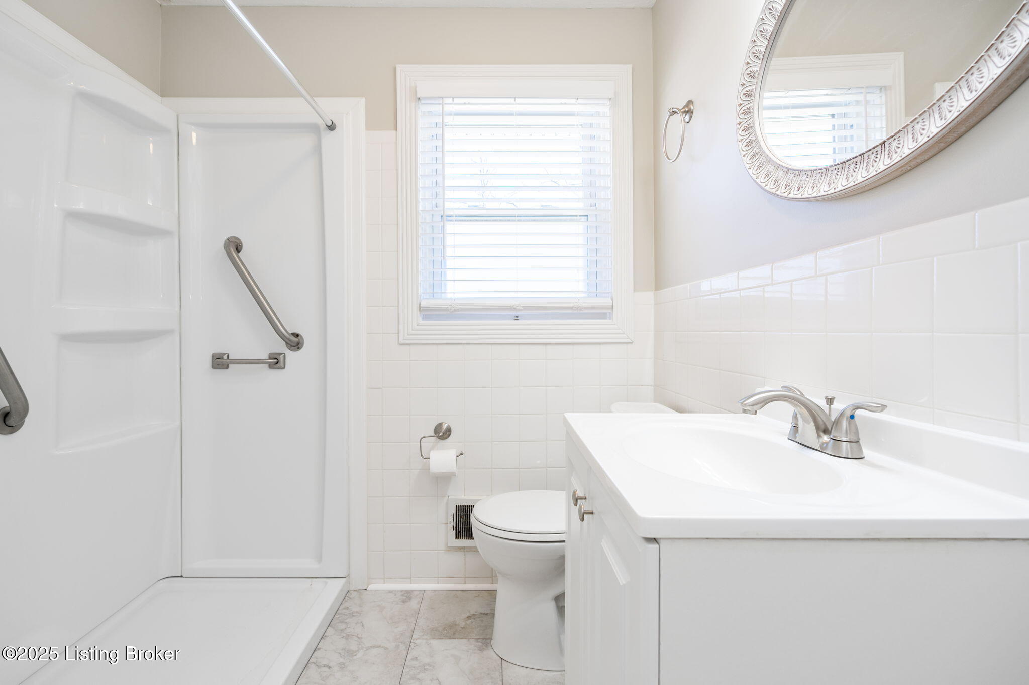 6711 Fernhaven Road Louisville, KY 40228 - Photo 20 of 40 6711 Fernhaven Rd-30