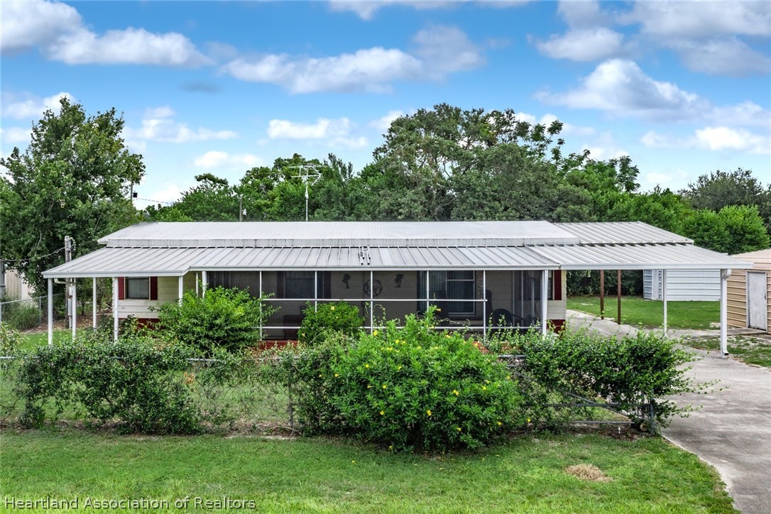 1817 Shore Road Avon Park, FL 33825 - Photo 26 of 27 Gallery Image 26