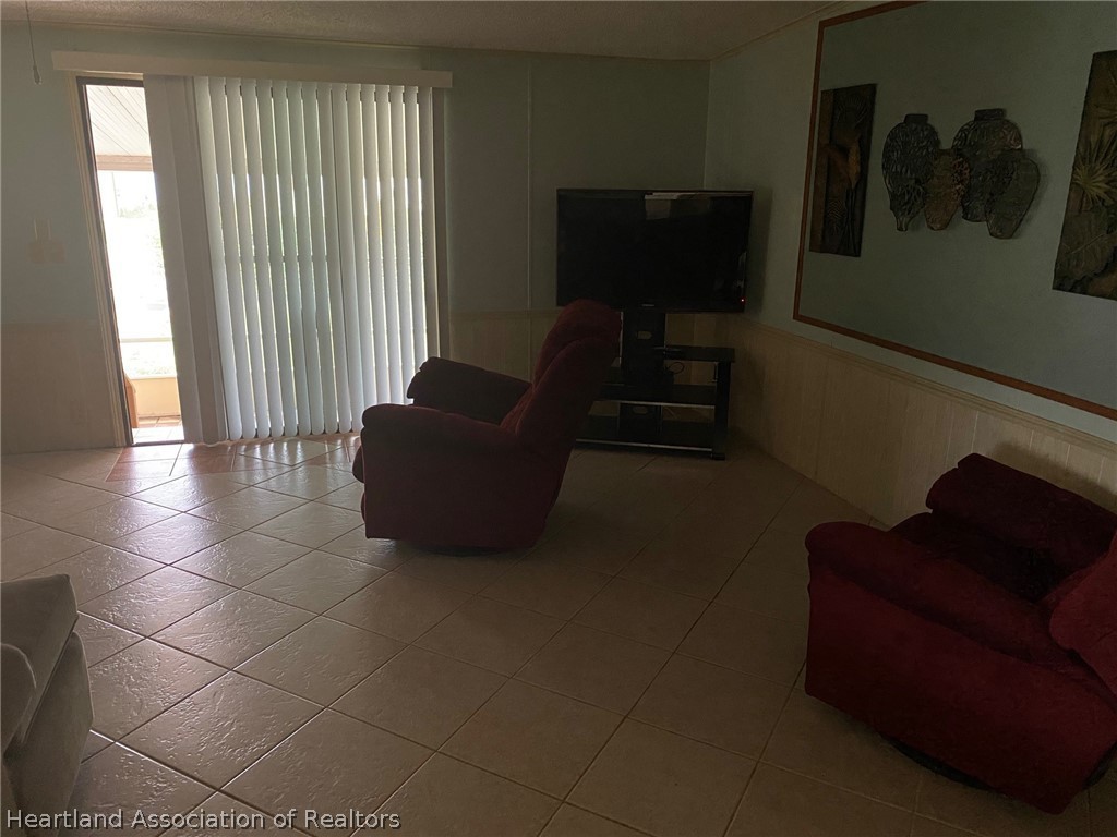 1817 Shore Road Avon Park, FL 33825 - Photo 7 of 27 Gallery Image 7