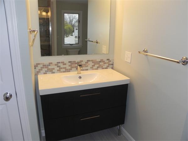 82 Abington Road, Unit 82 Danvers, MA 01923 - Photo 12 of 27 Gallery Image 12