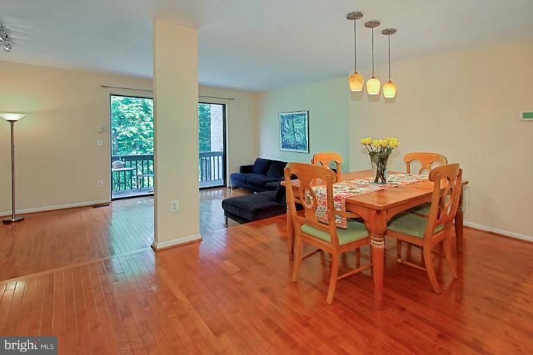 2044 Swans Neck Way Reston, VA 20191 - Photo 12 of 30 Unique Contemporary Floorplan
