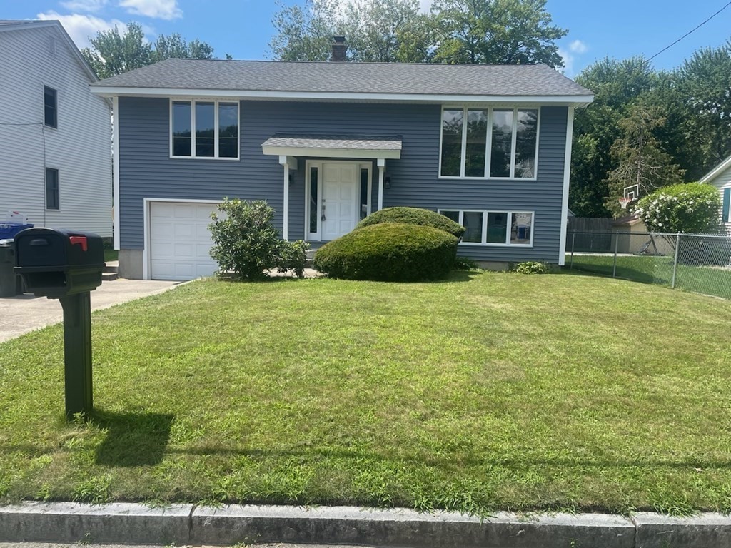 136 Tavistock Street Springfield, MA 01119 - Photo 1 of 10 Gallery Image 1