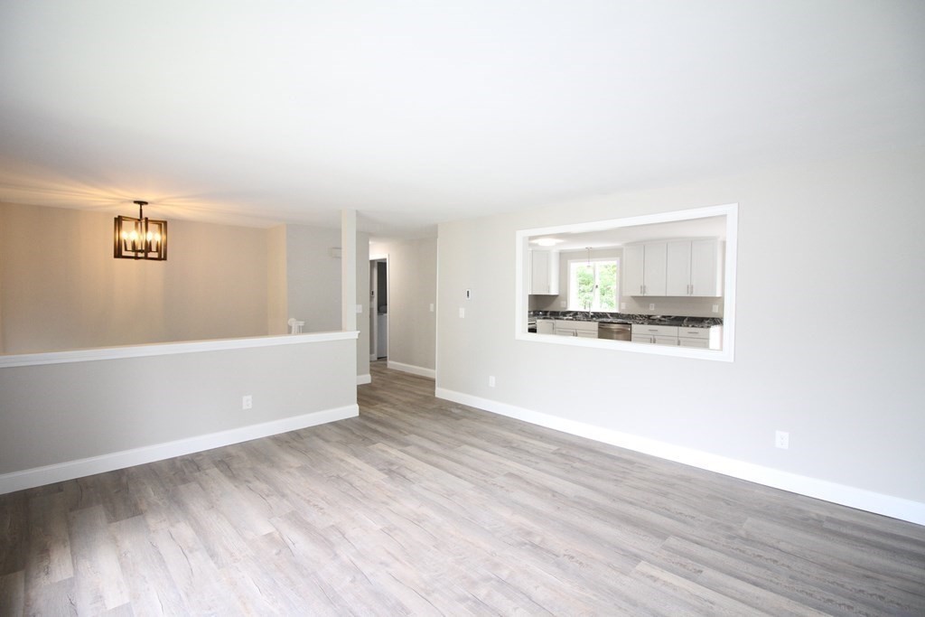 136 Tavistock Street Springfield, MA 01119 - Photo 5 of 10 Gallery Image 5