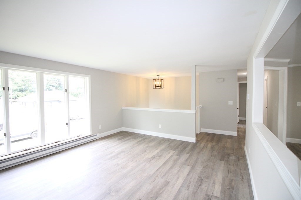 136 Tavistock Street Springfield, MA 01119 - Photo 6 of 10 Gallery Image 6