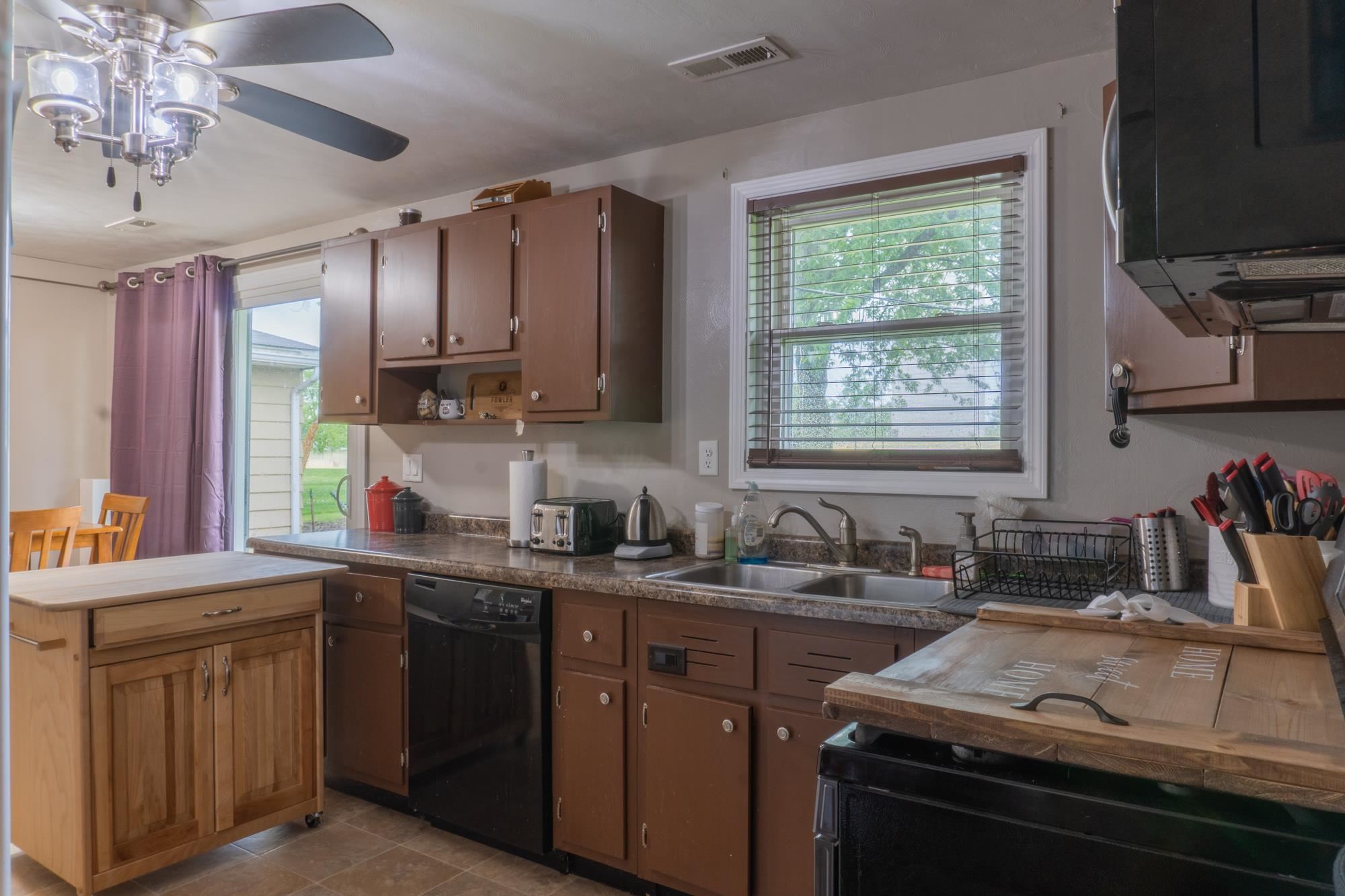 9924 Portage Road Roanoke, IN 46783 - Photo 11 of 26