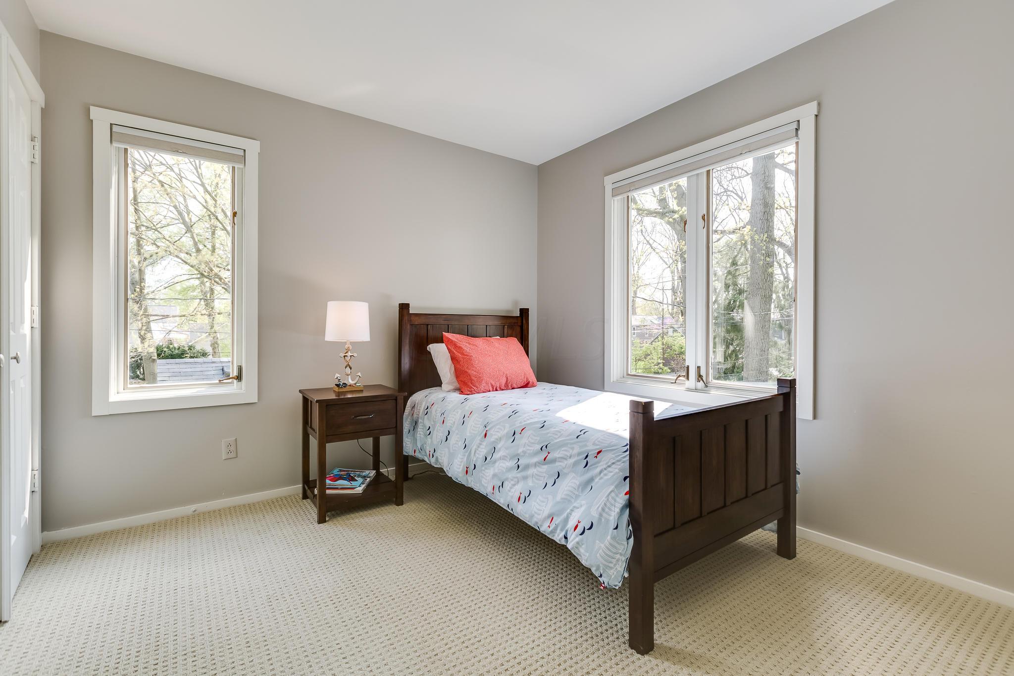 2651 Andover Road Columbus, OH 43221 - Photo 24 of 42