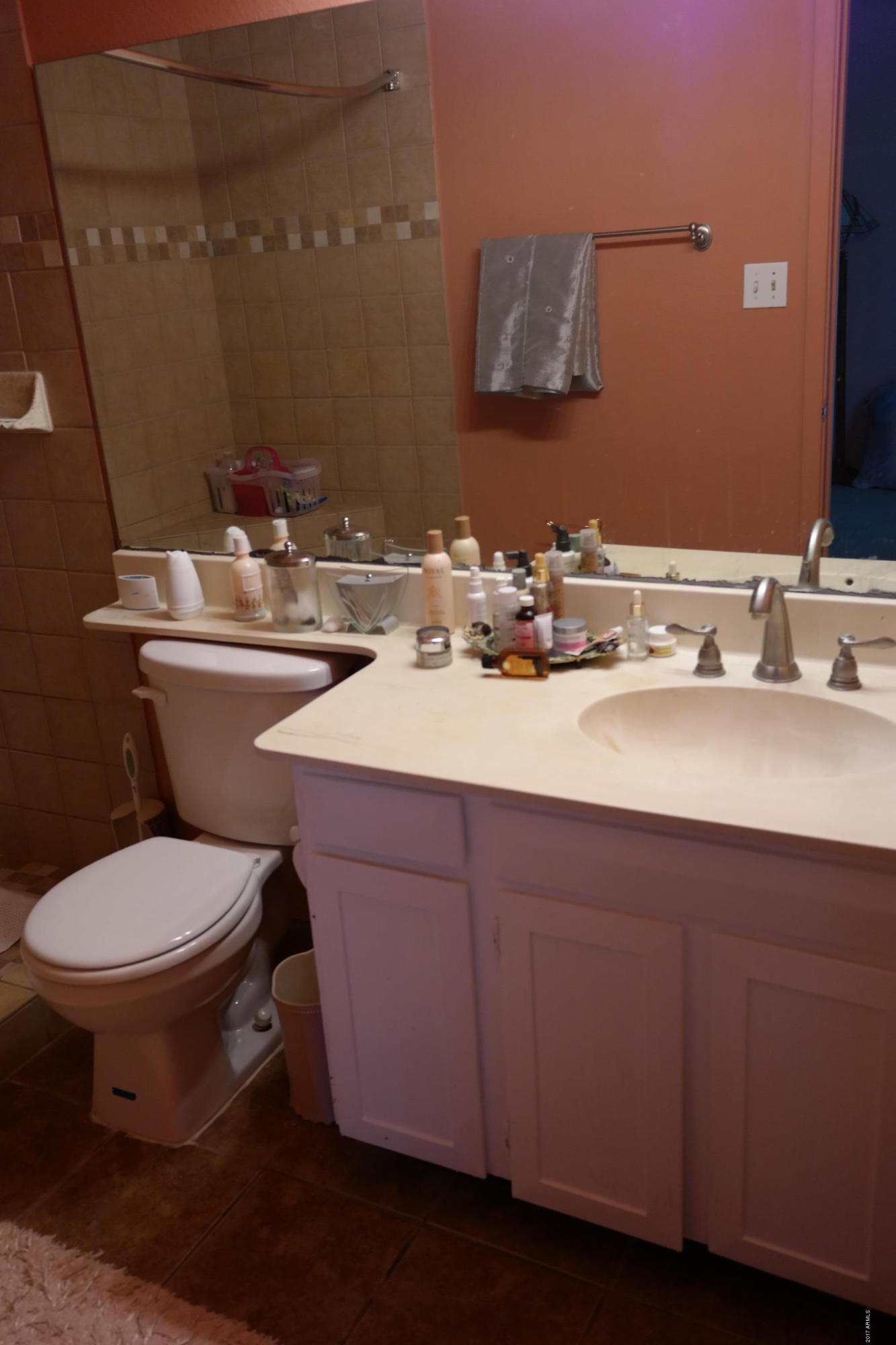 4015 West Griswold Road Phoenix, AZ 85051 - Photo 11 of 18 SAM_0033