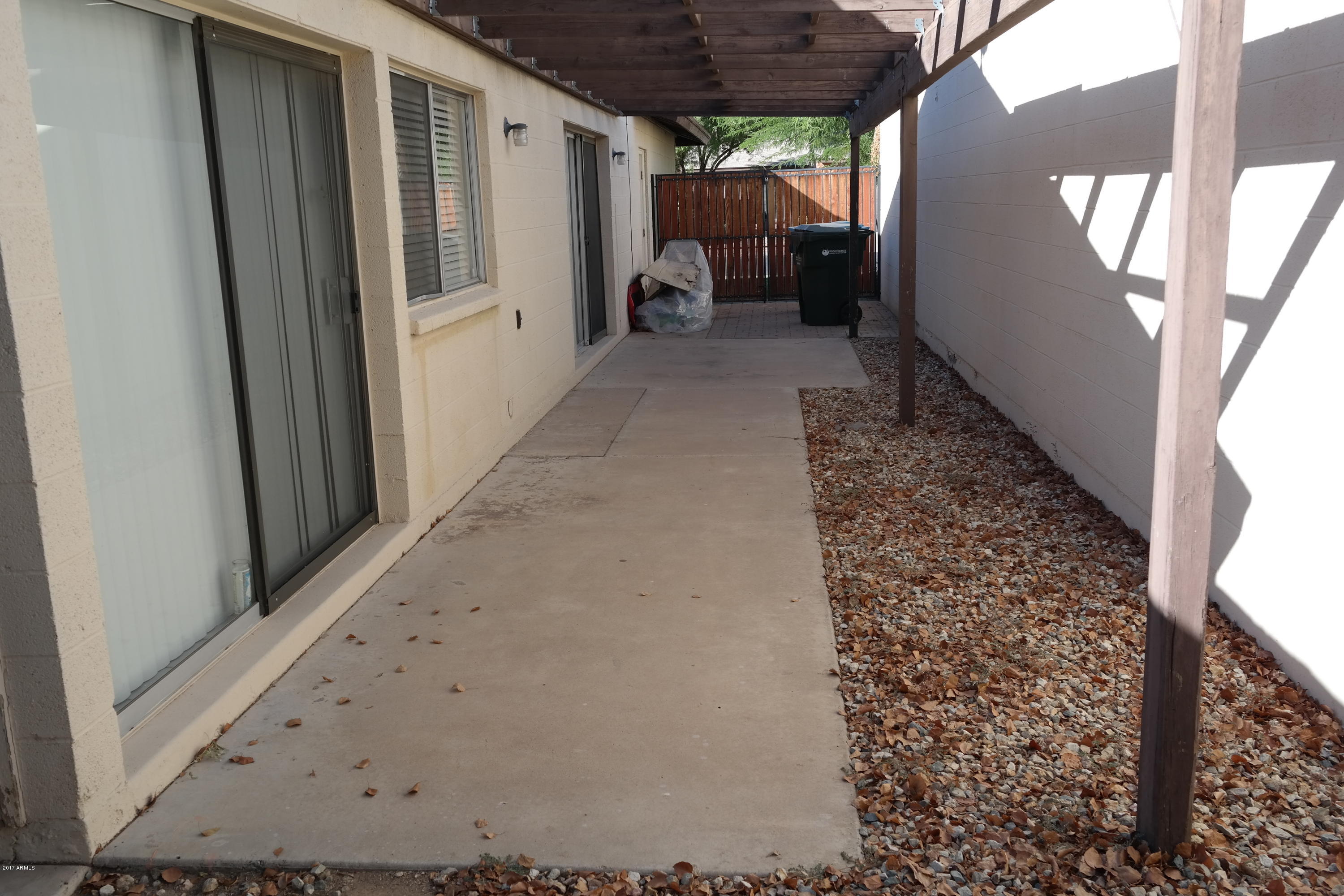 4015 West Griswold Road Phoenix, AZ 85051 - Photo 15 of 18 SAM_0038