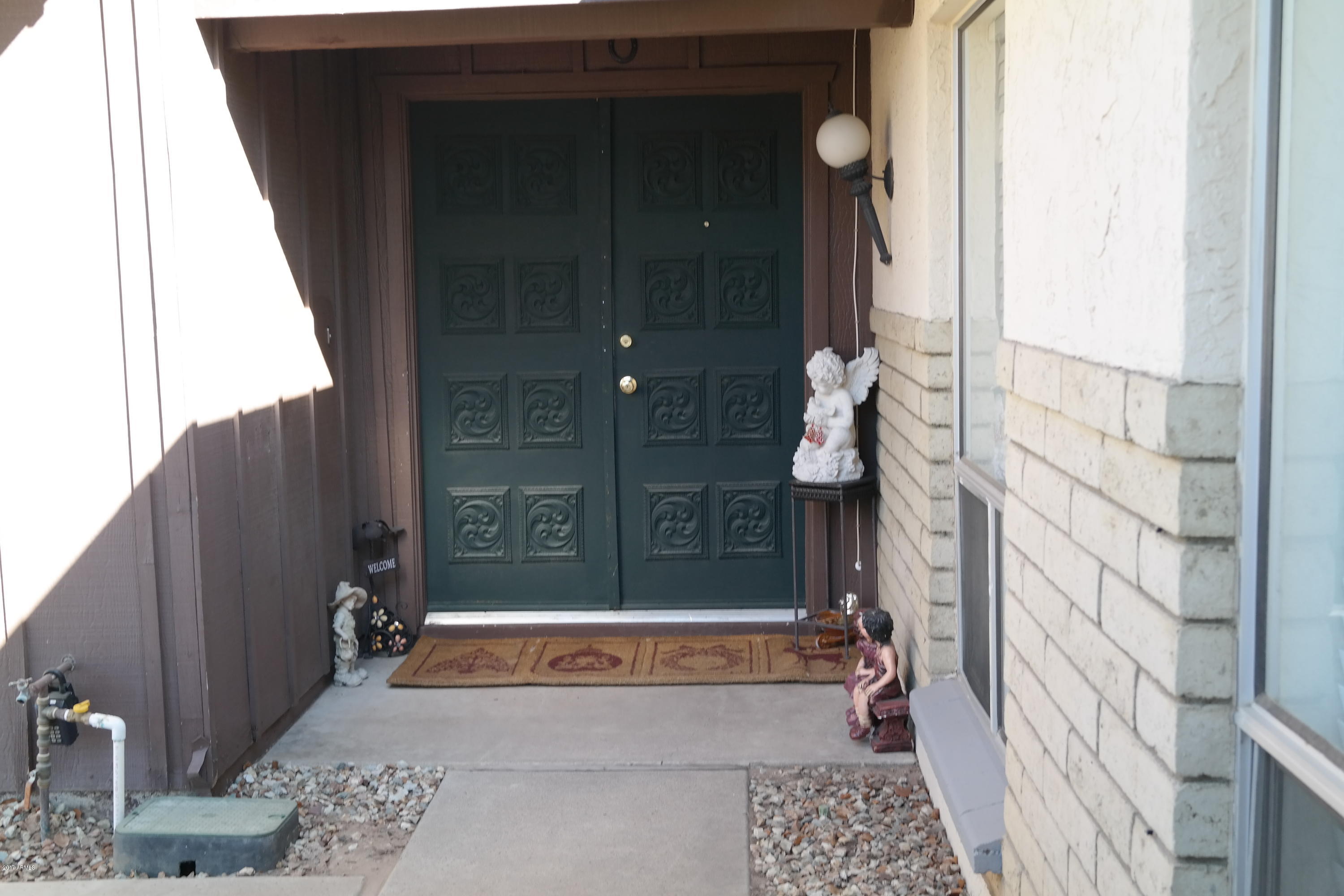 4015 West Griswold Road Phoenix, AZ 85051 - Photo 4 of 18 SAM_0019