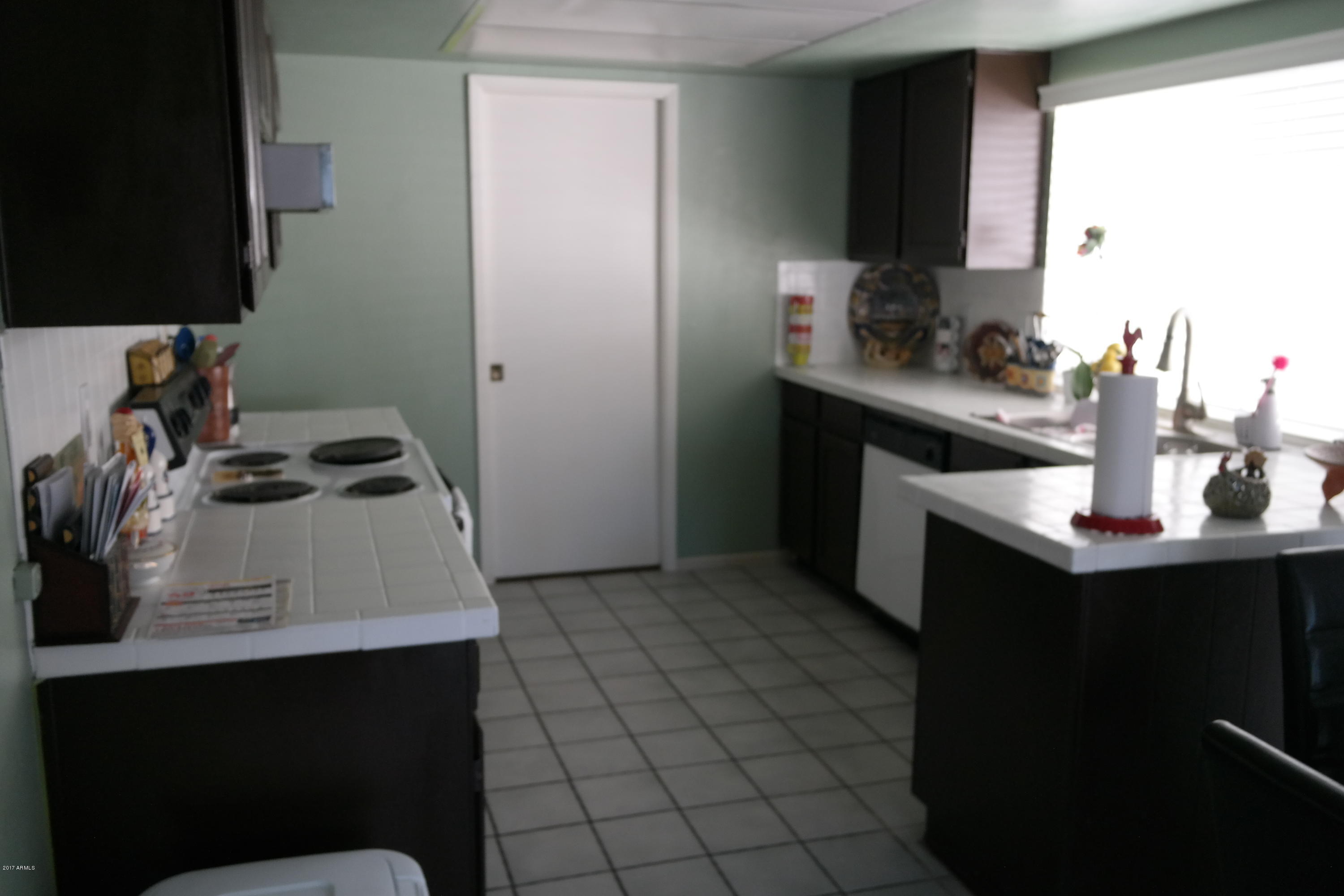 4015 West Griswold Road Phoenix, AZ 85051 - Photo 6 of 18 SAM_0023