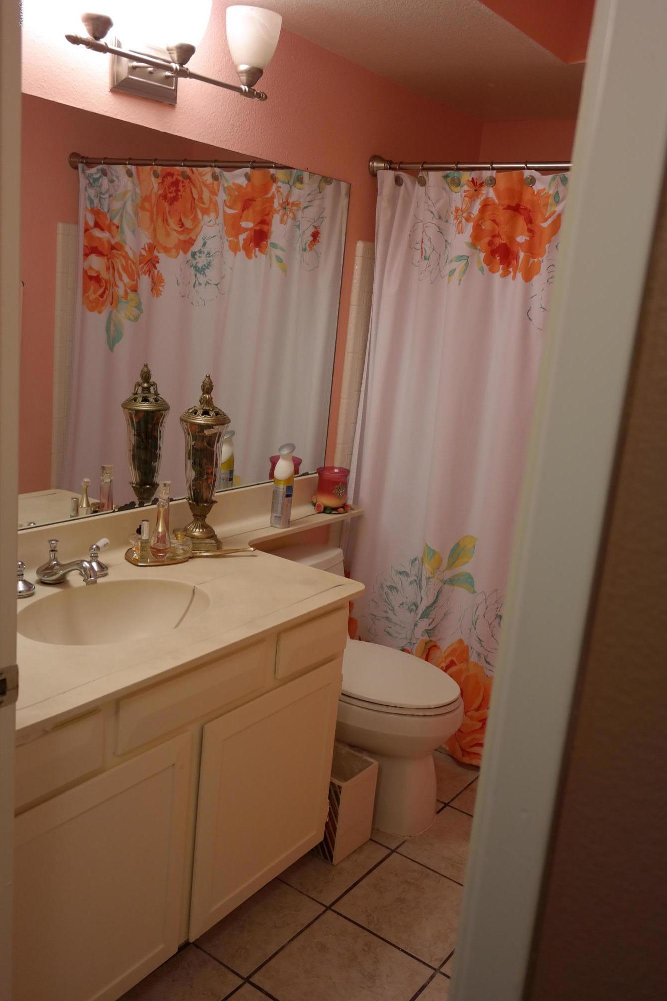 4015 West Griswold Road Phoenix, AZ 85051 - Photo 9 of 18 SAM_0029