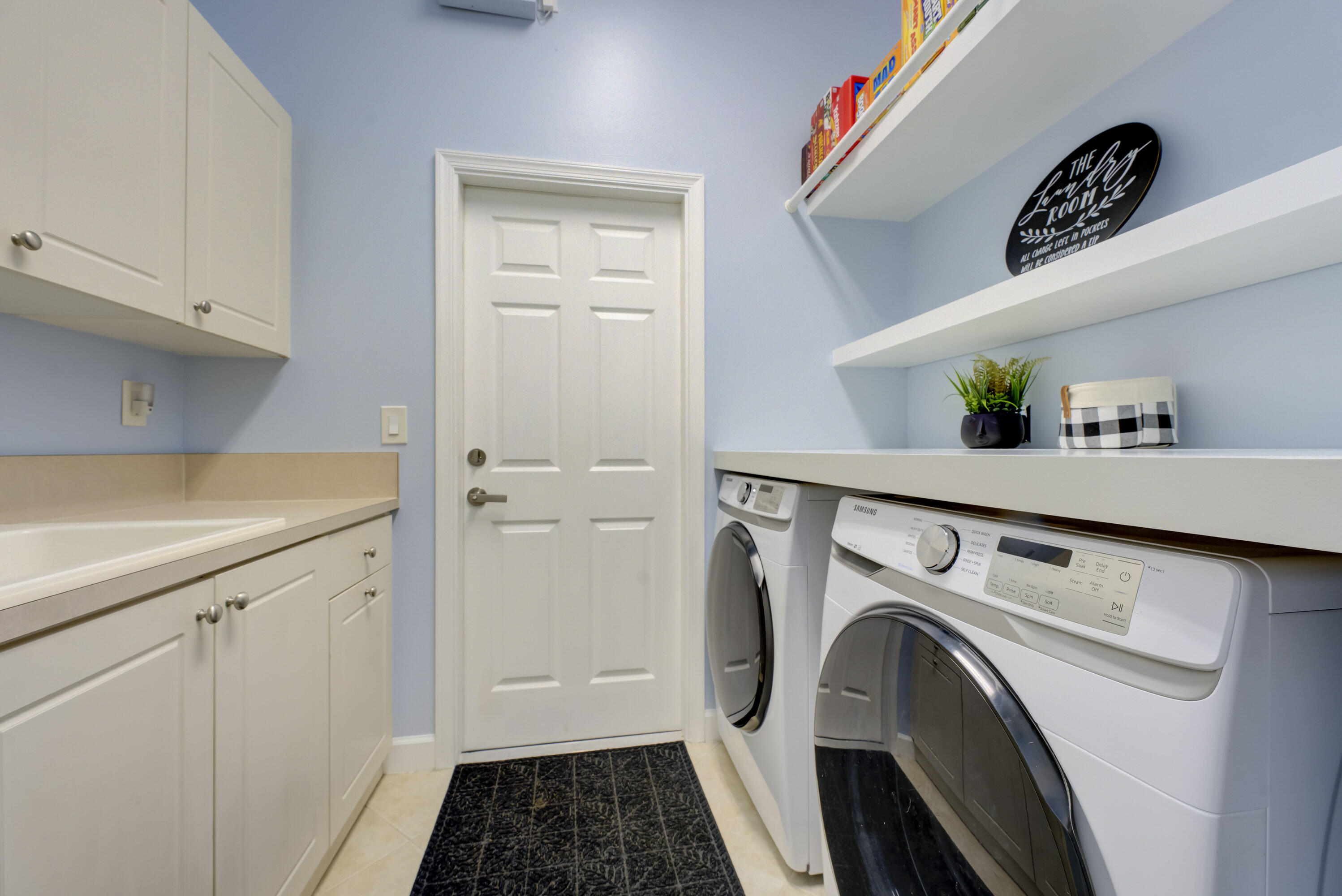 2207 Southwest Salmon Road Port St. Lucie, FL 34953 - Photo 20 of 38 laundry room
