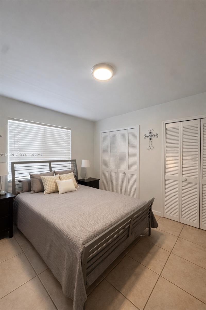 16308 Southwest 83rd Lane Miami, FL 33193 - Photo 13 of 18