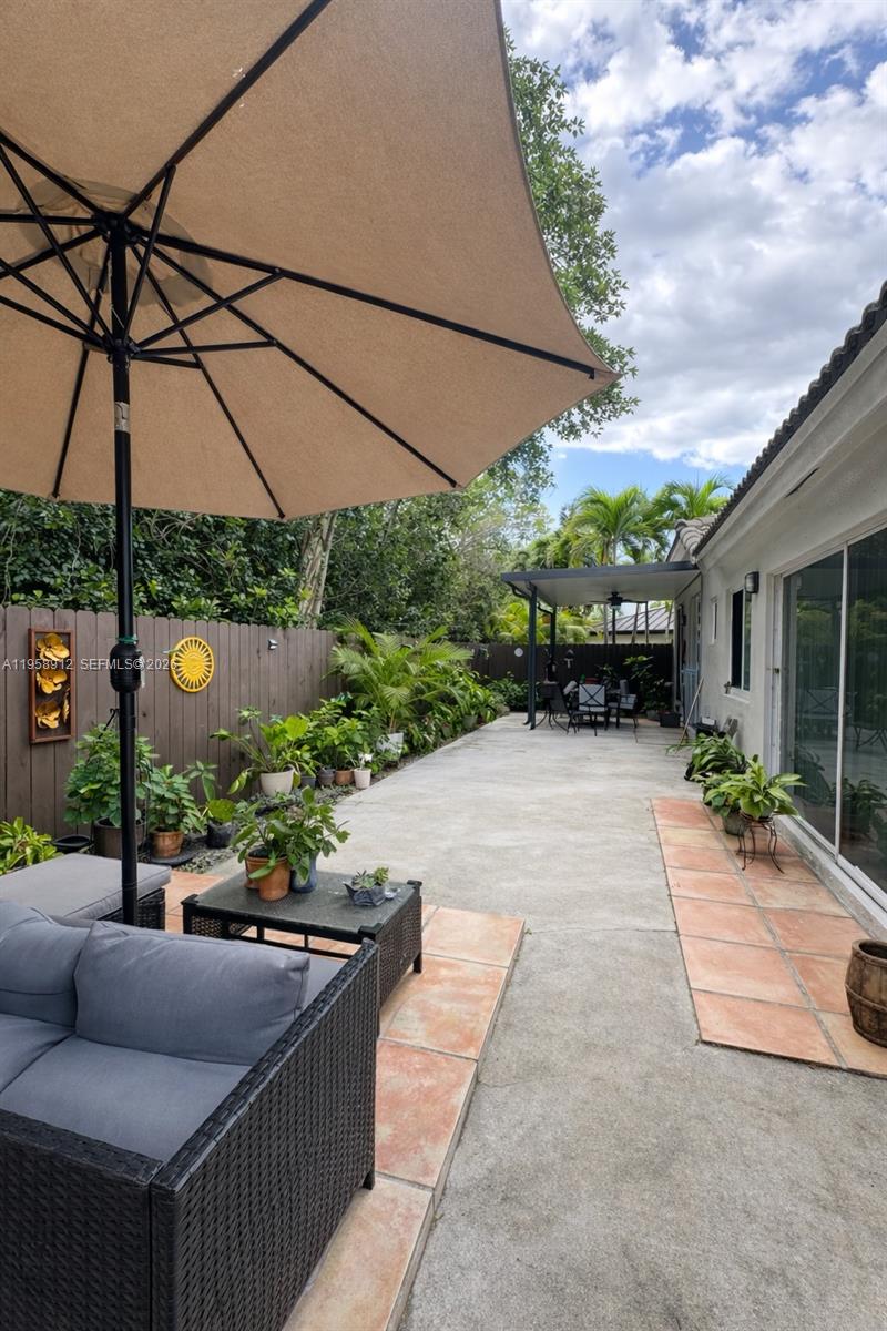 16308 Southwest 83rd Lane Miami, FL 33193 - Photo 18 of 18