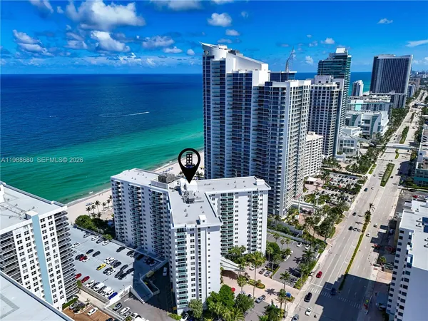 $2,550 | 3001 South Ocean Drive, Unit 1107, Hollywood, FL 33019