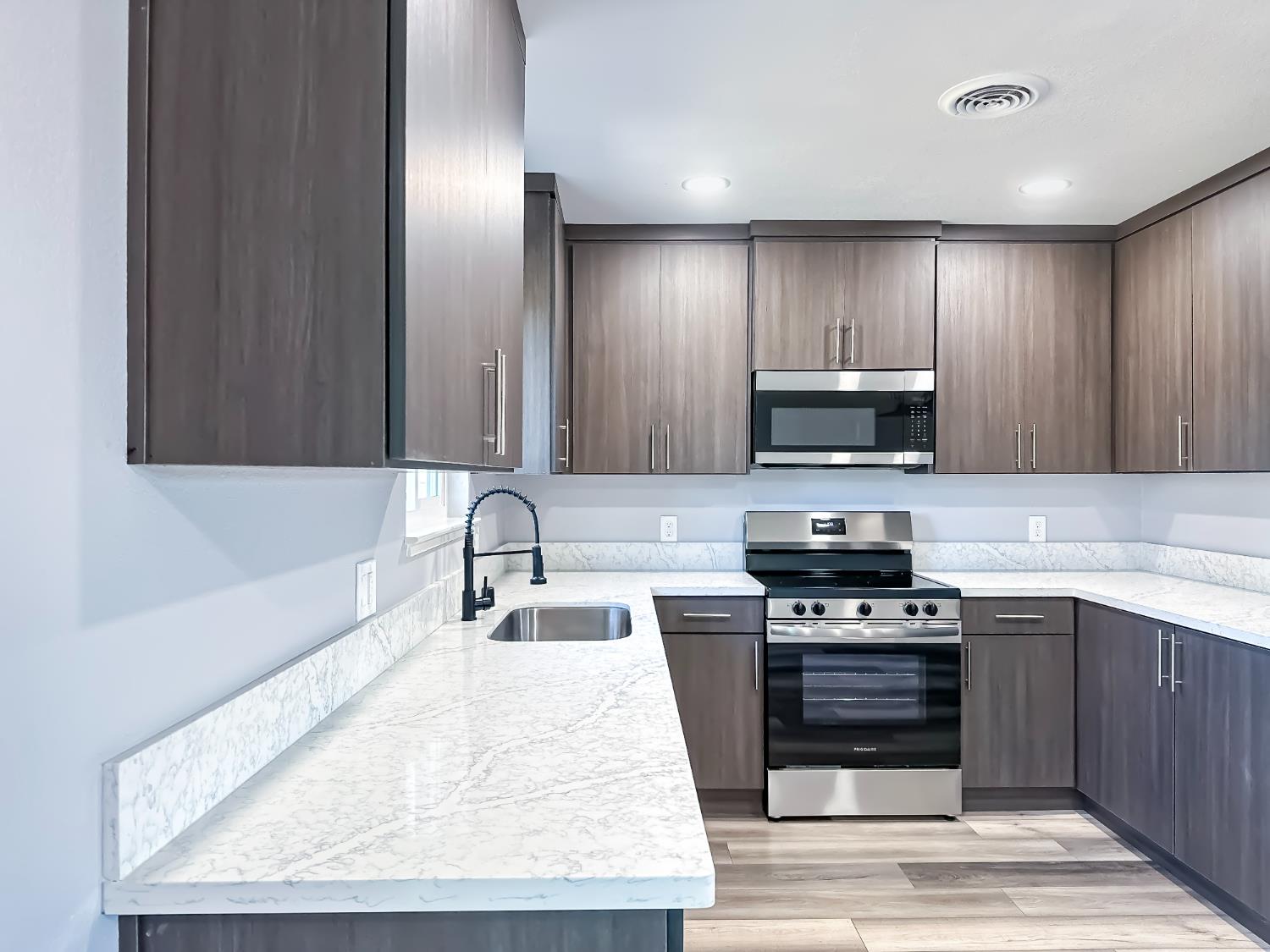 4804 Powerline Road Olivehurst, CA 95961 - Photo 27 of 65