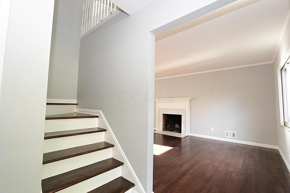 245 South Kellner Road Columbus, OH 43209 - Photo 6 of 49