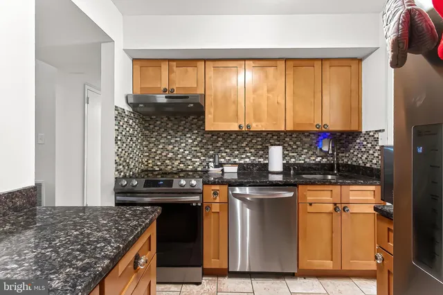 $565,000 | 1809 Ivy Oak Square, Unit 61, Reston, VA 20190