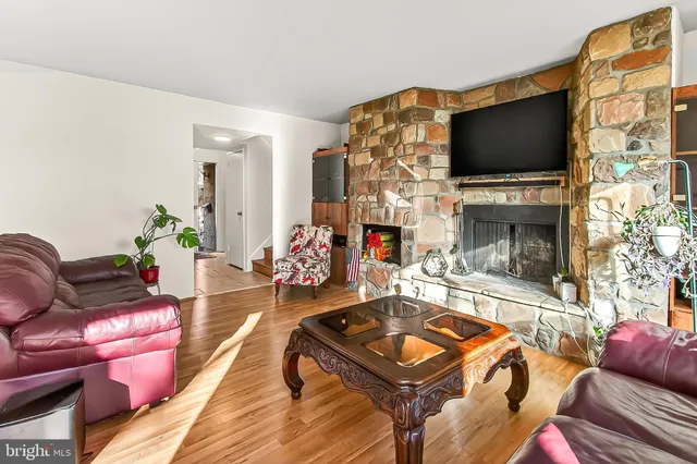 $565,000 | 1809 Ivy Oak Square, Unit 61, Reston, VA 20190